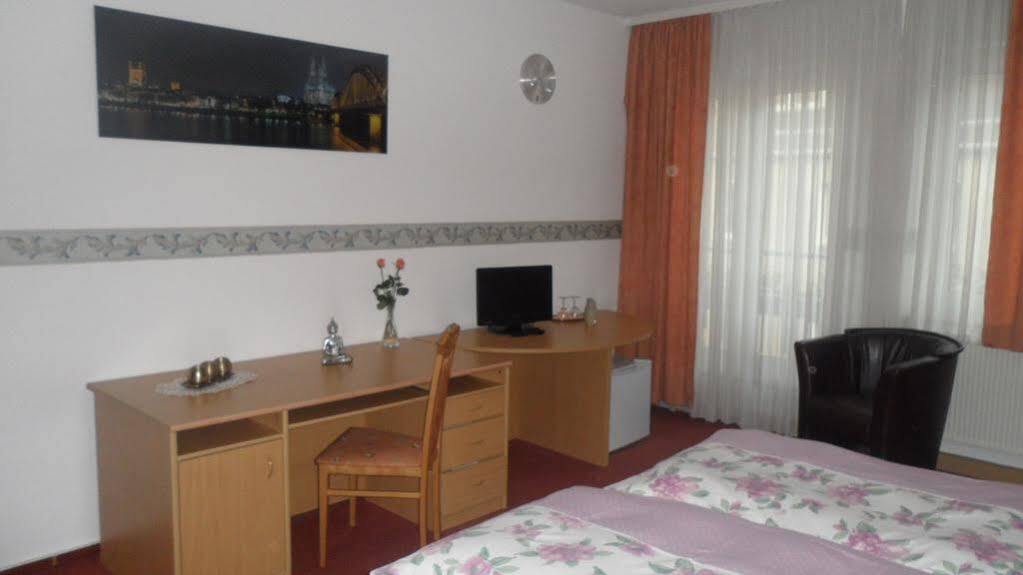 Hotel Eigelstein Köln Ngoại thất bức ảnh
